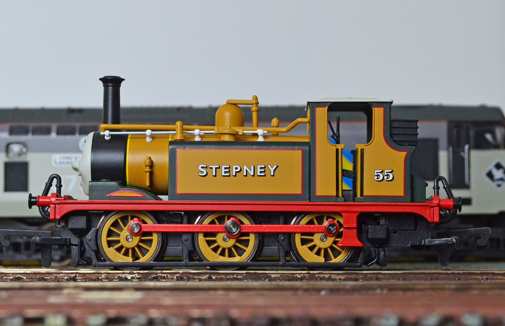 Hornby R9750 Thomas & Friends Stepney Limited Production Boxed New eBay